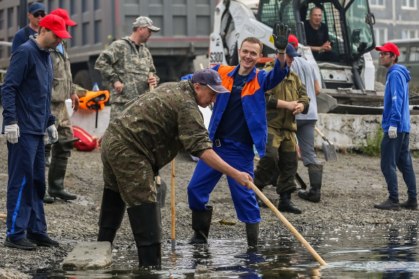 «Уютное городское озеро»